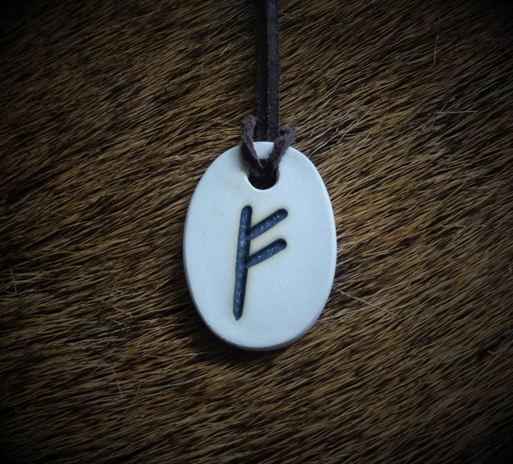 Руна "богатство"