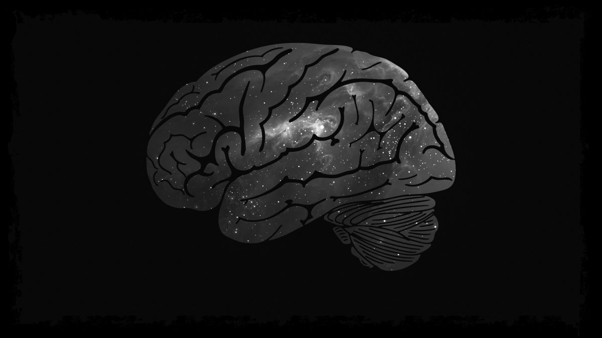 Мозг на темном фоне