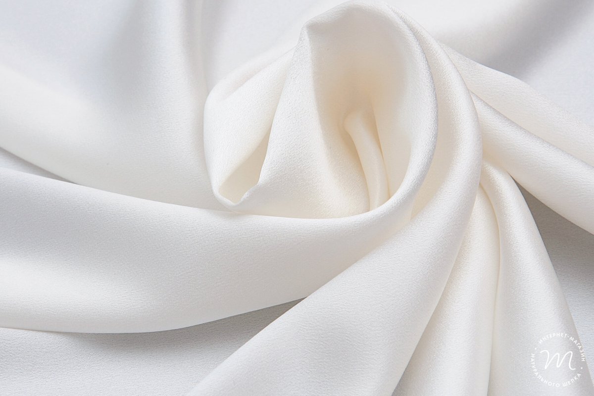 Белый шелк