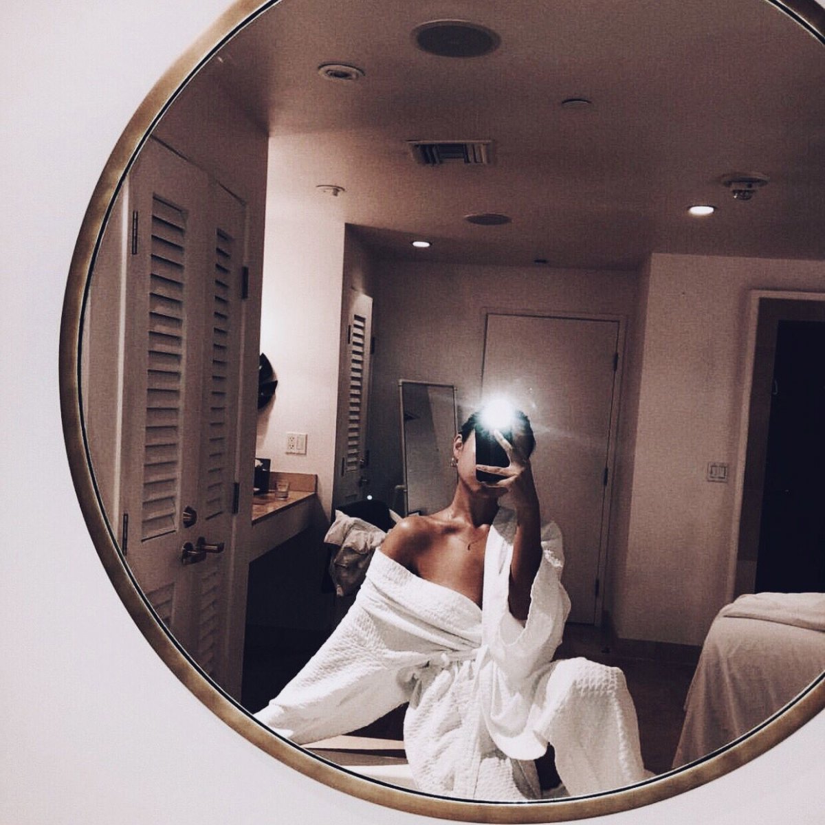 Эстетика розового и коричневого