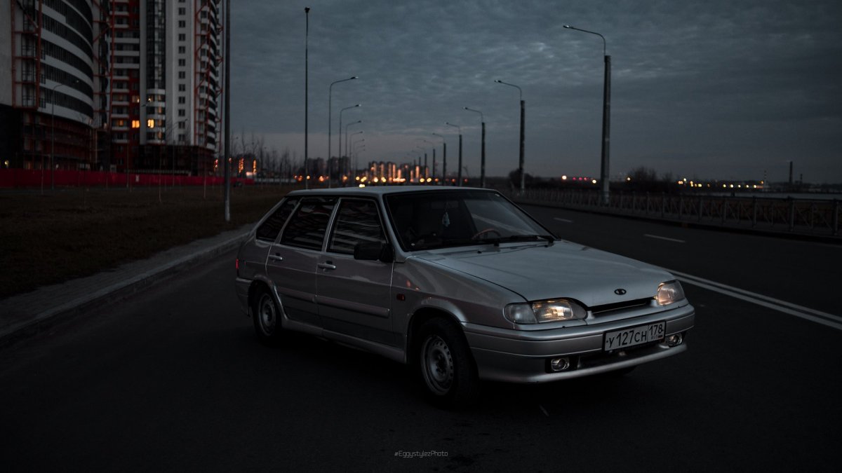 Флаг с двуглавым орлом