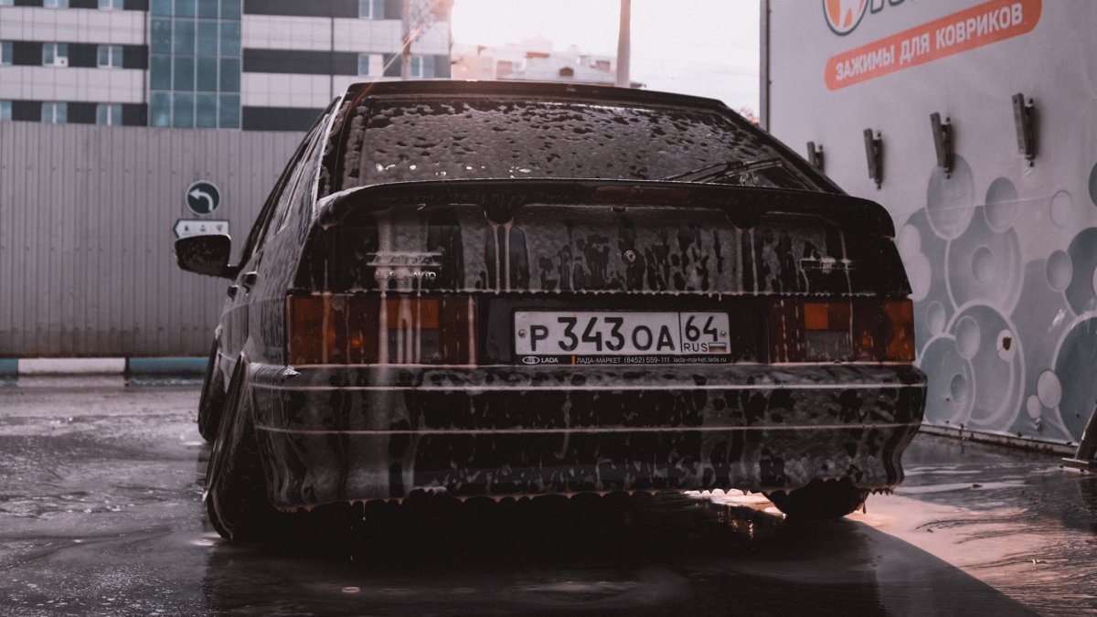 Lada Priora черная