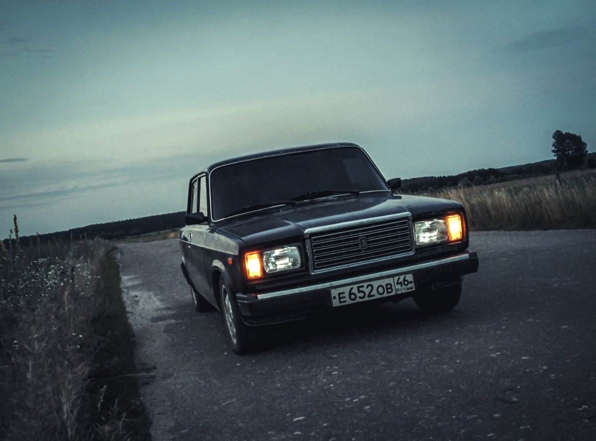 Опер наклейки