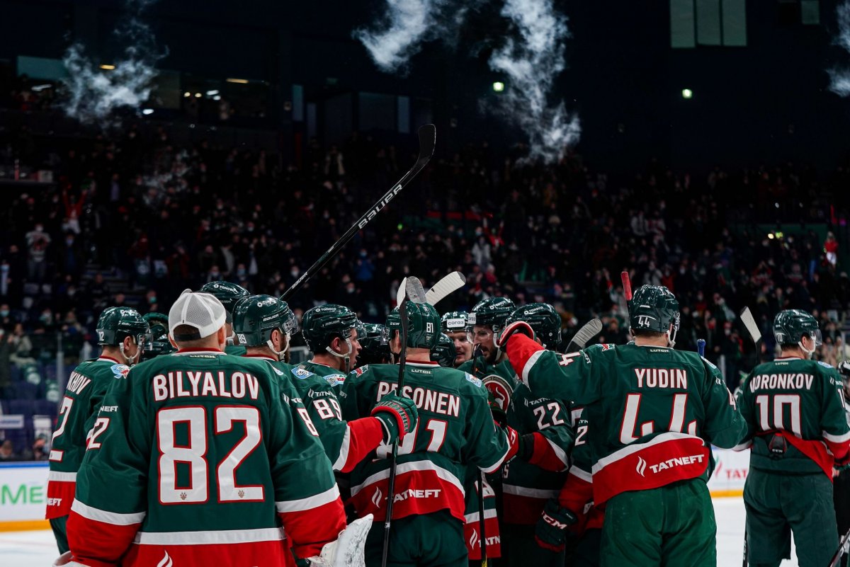 Форма хк АК Барс 2021-2022