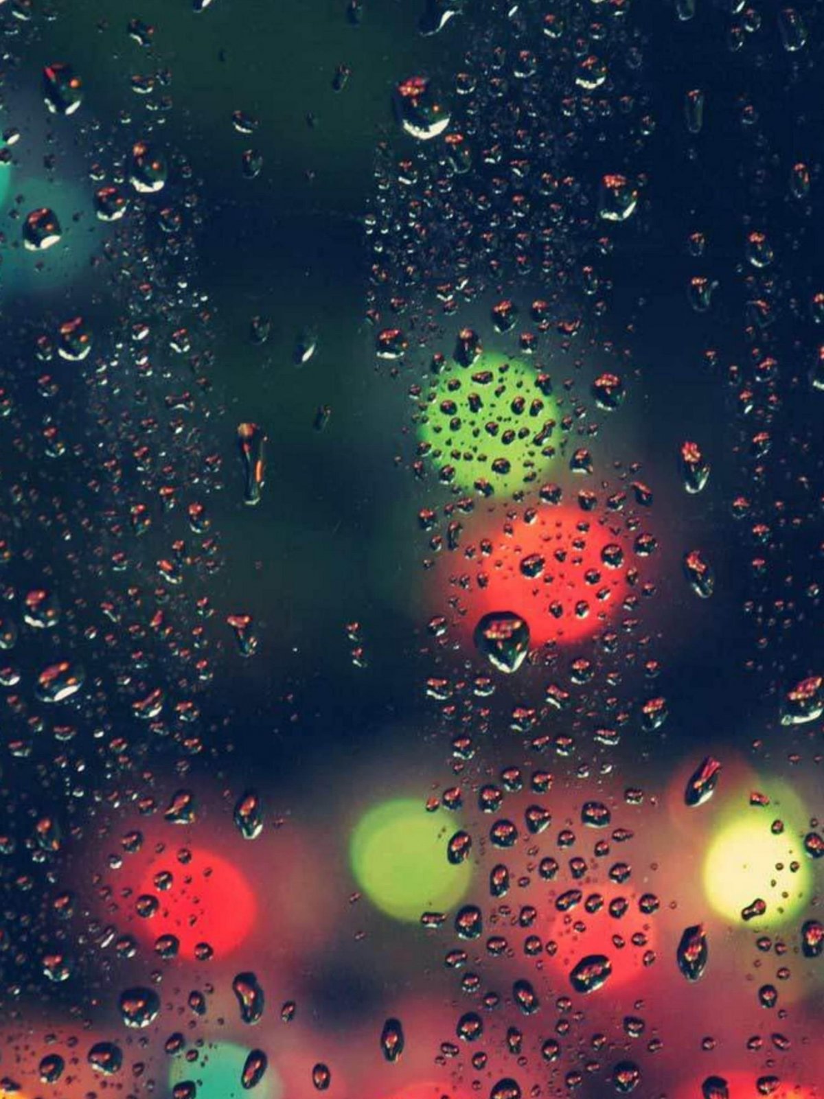 Обои на телефон капли дождя