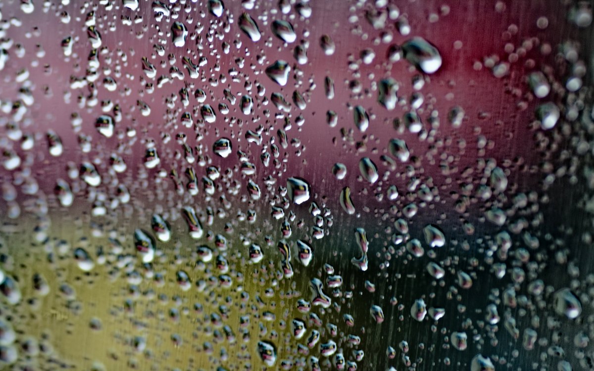 Дождливое окно