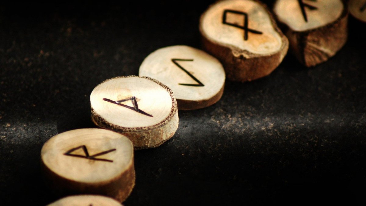 Славянские руны на рабочий стол