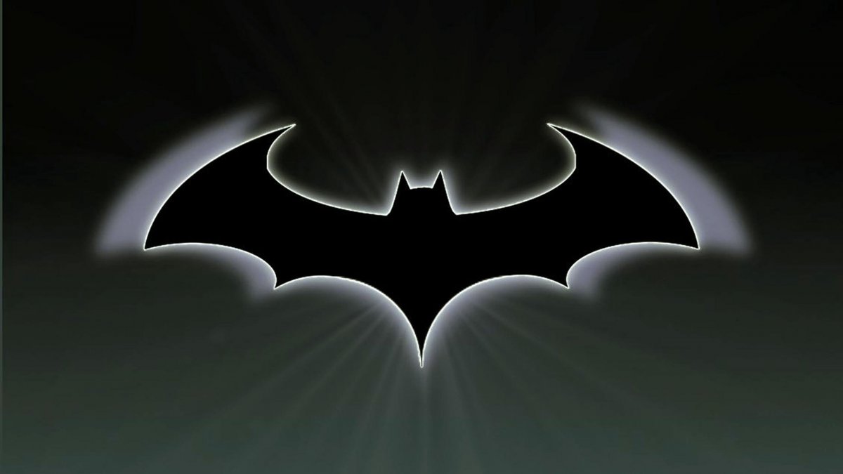 Логотип на синем фоне