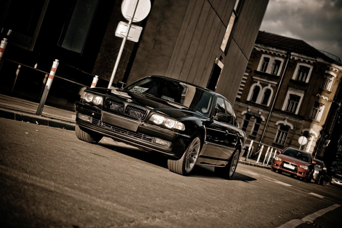 BMW e38 90е