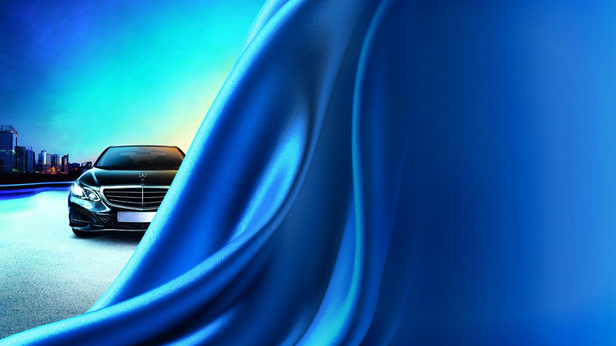 Автомобиль на синем фоне
