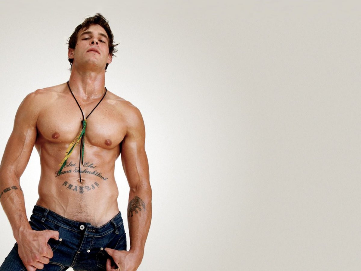 Красивые мужчины на заставку