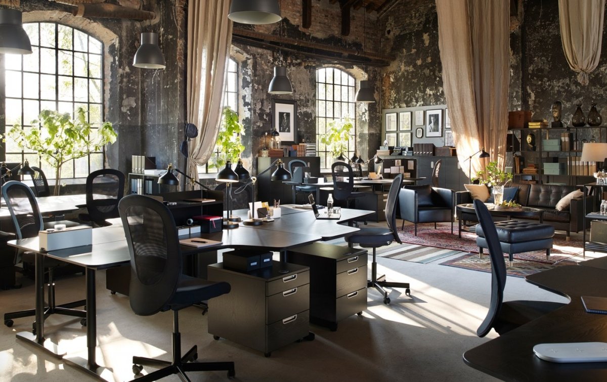 Окно в интерьере