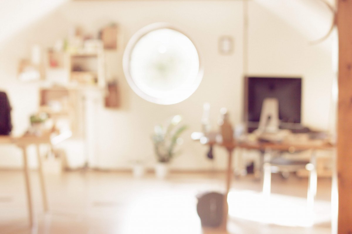 Интерьер с пустой стеной