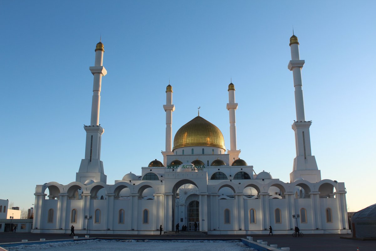 Мечеть Нур Астана внутри