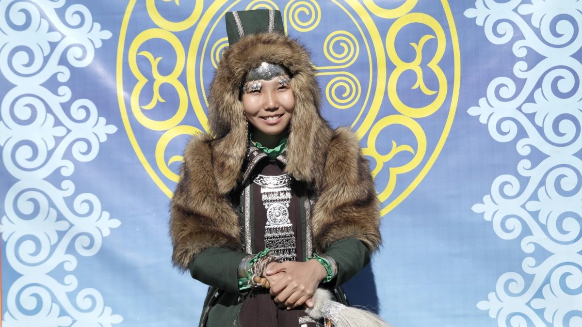 Якутские узоры фон