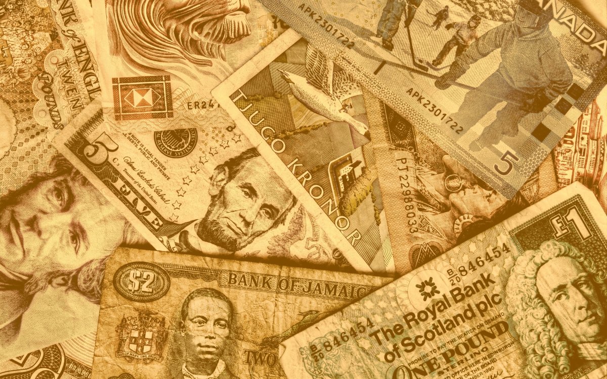 Деньги рубли