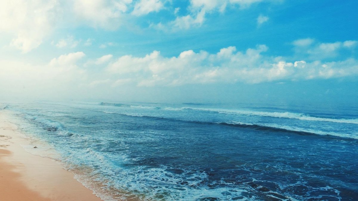 Море вдалеке