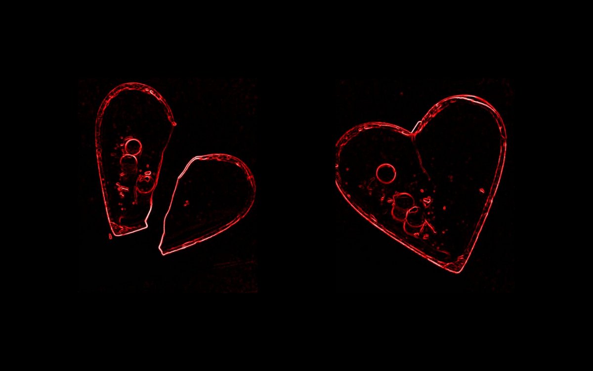 Нарисованное сердце на черном фоне