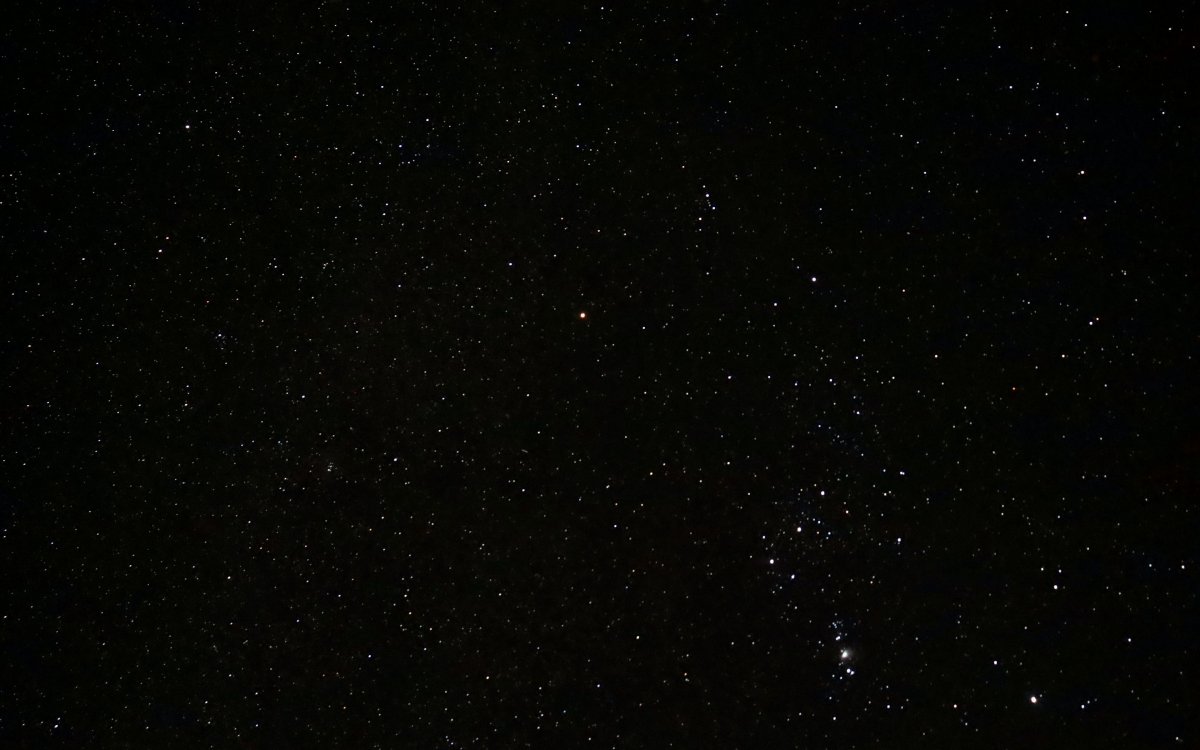 Звезды на черном фоне