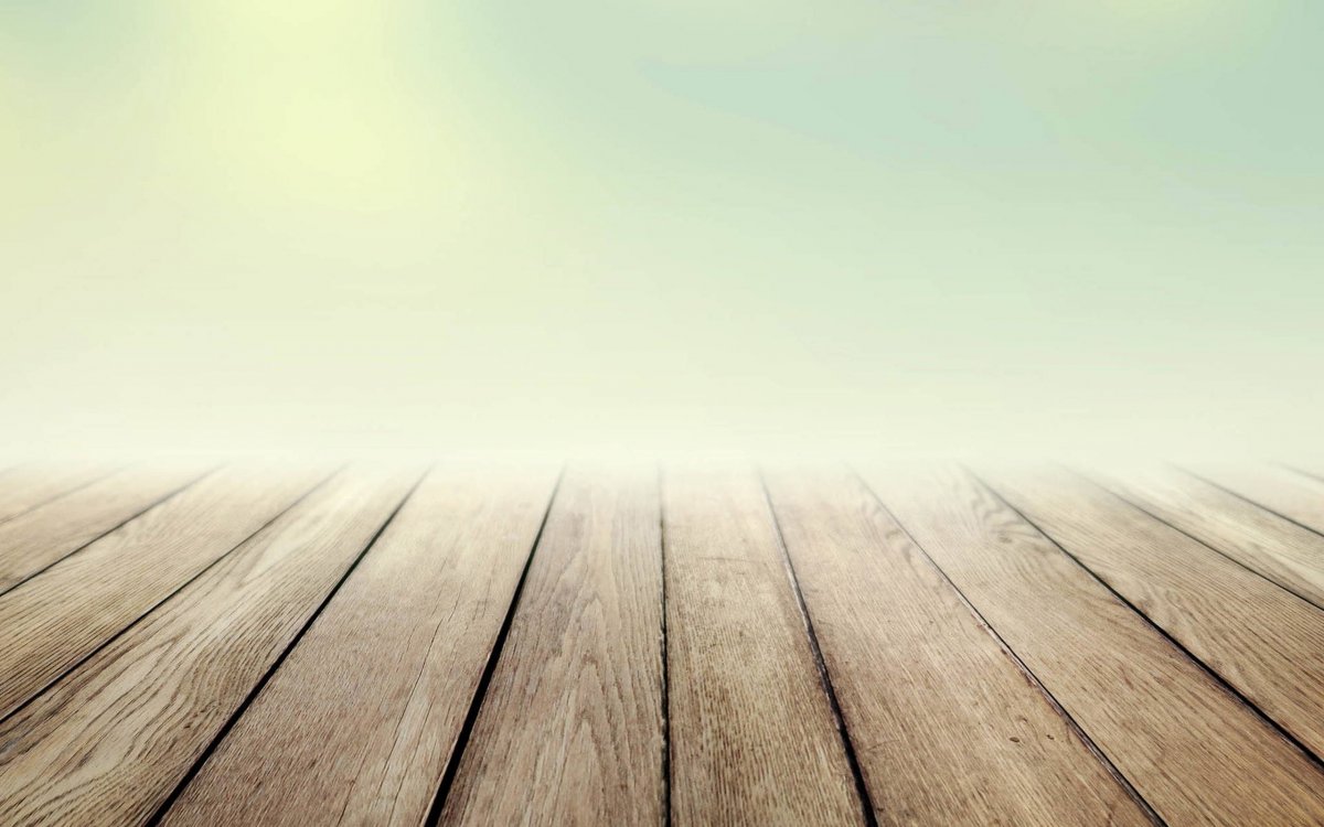 Комната со столом и стулом