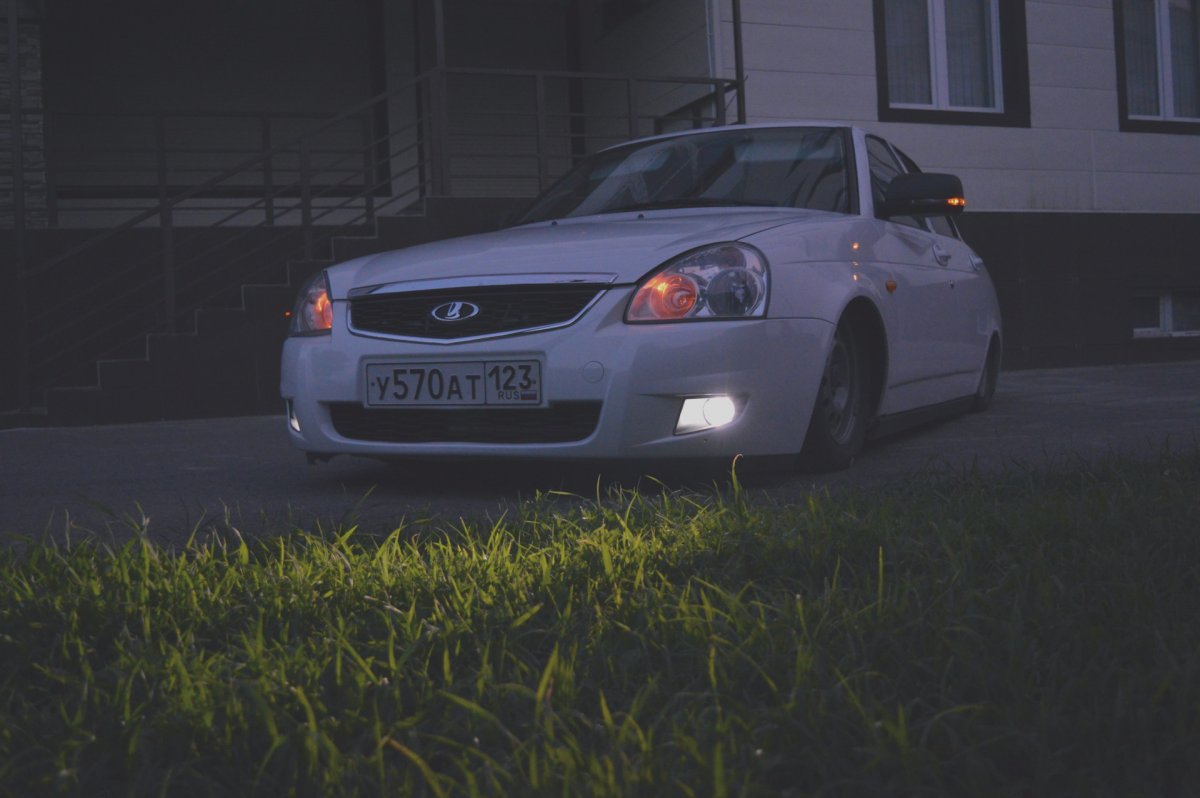 Белая Приора пацанская