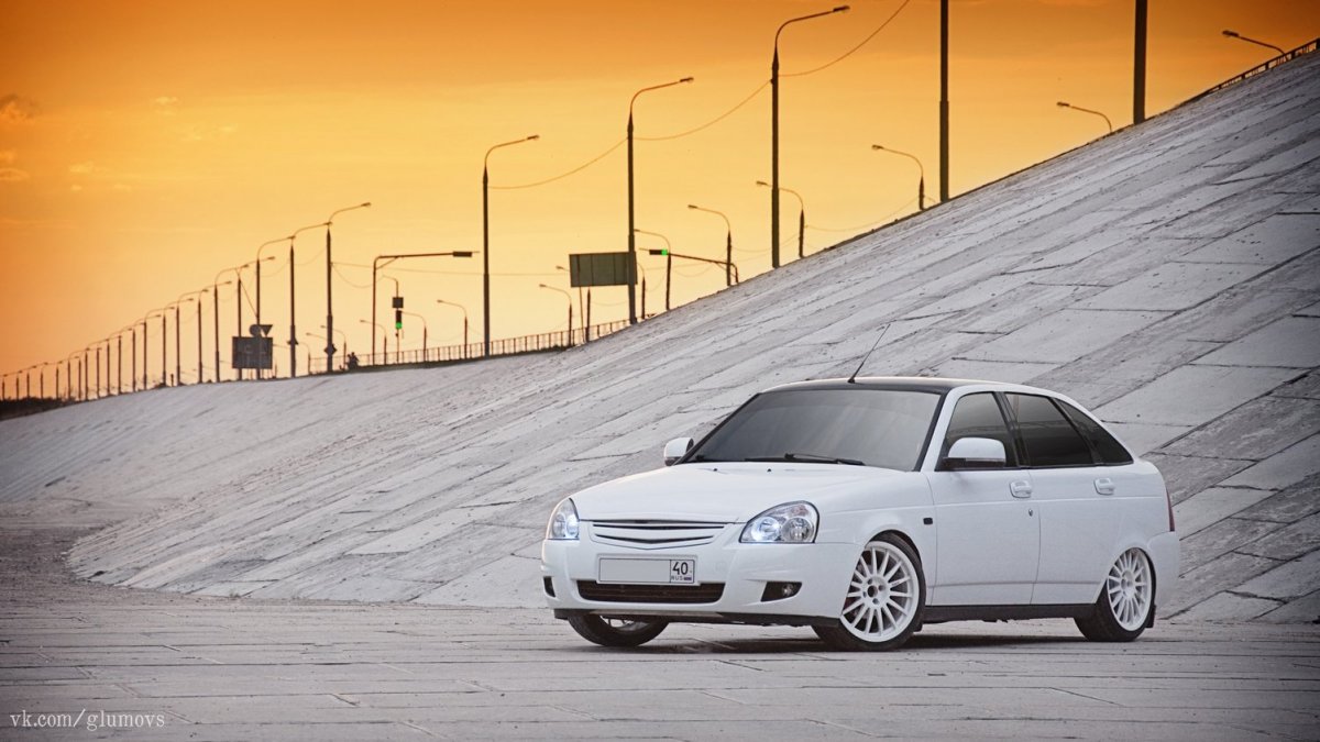 Лада Приора 4