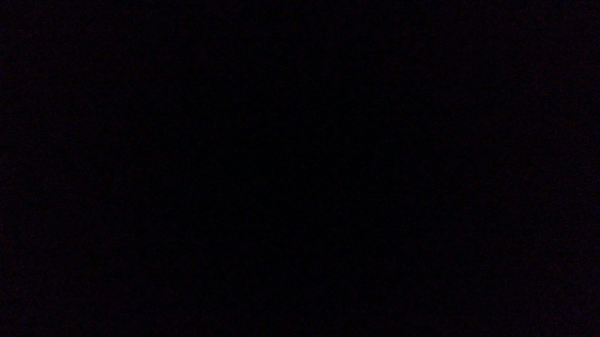 Сплошной черный цвет