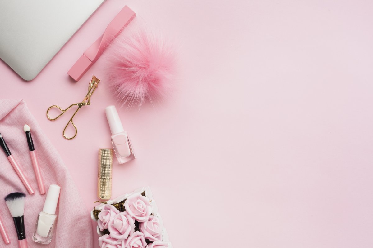 Фон макияж, косметика кисти