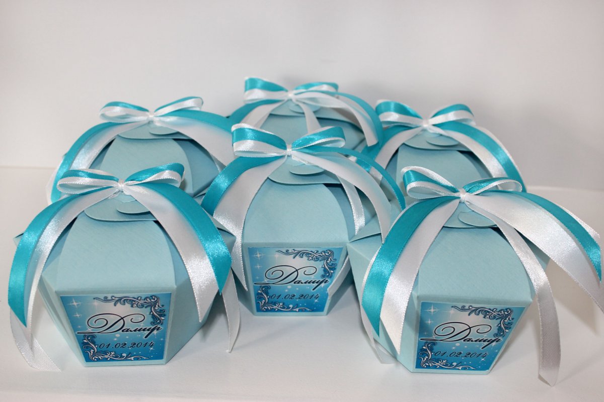 Бонбоньерки Тойбастар