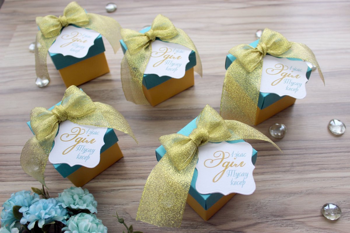 Бонбоньерка на свадьбу макет