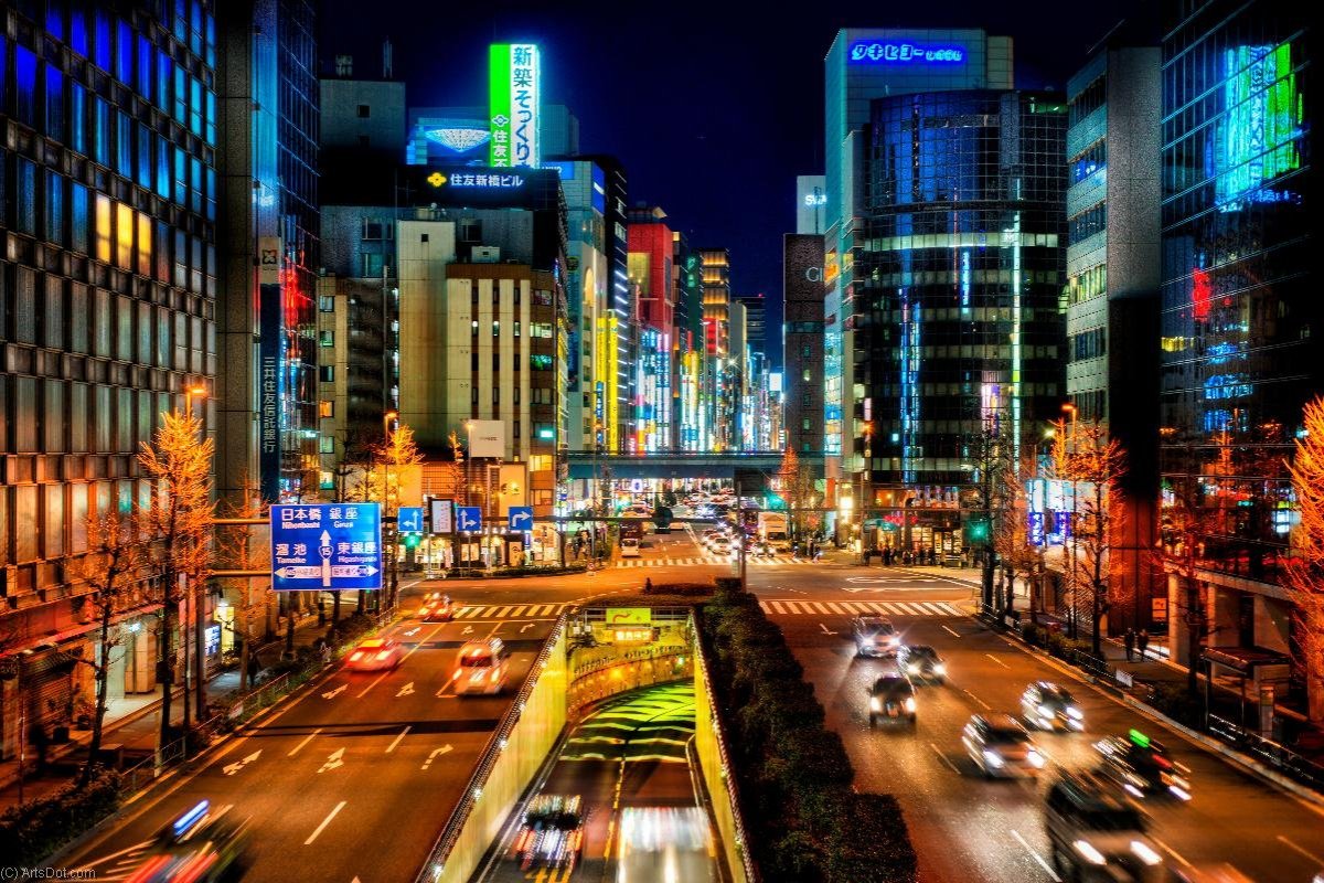 Небоскребы в Токио ночью