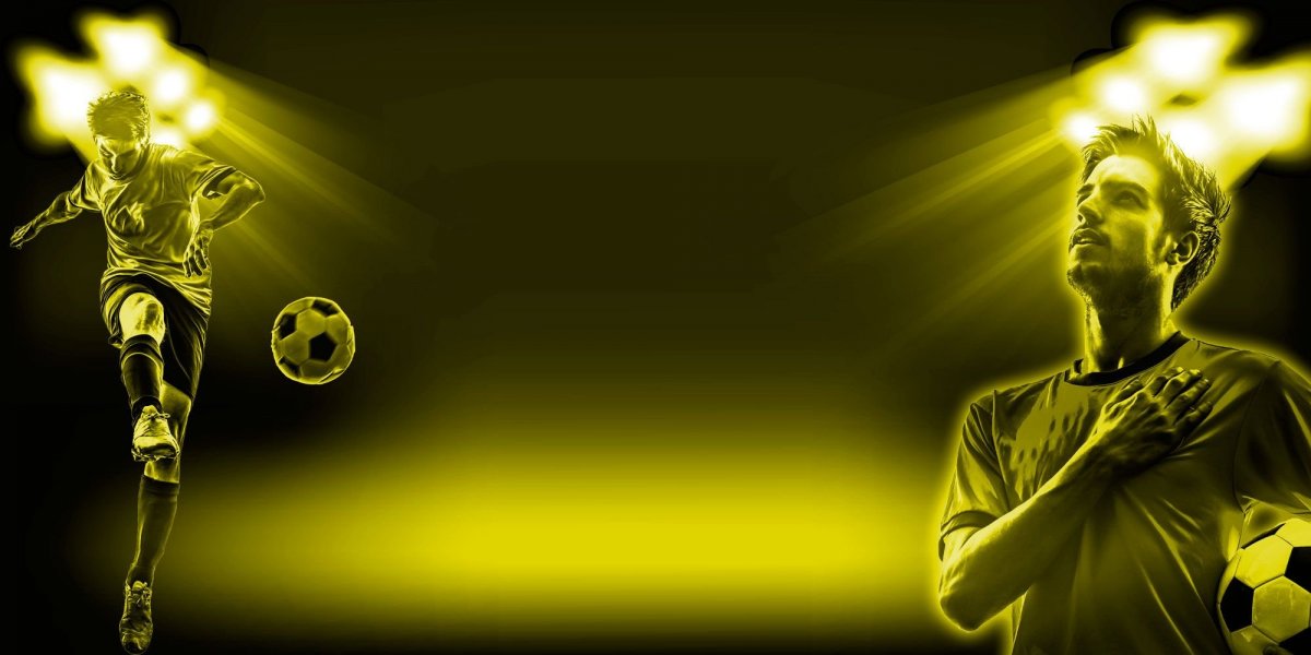 Футбольный мяч на поле