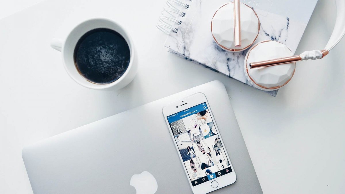 Девушка иллюстрация