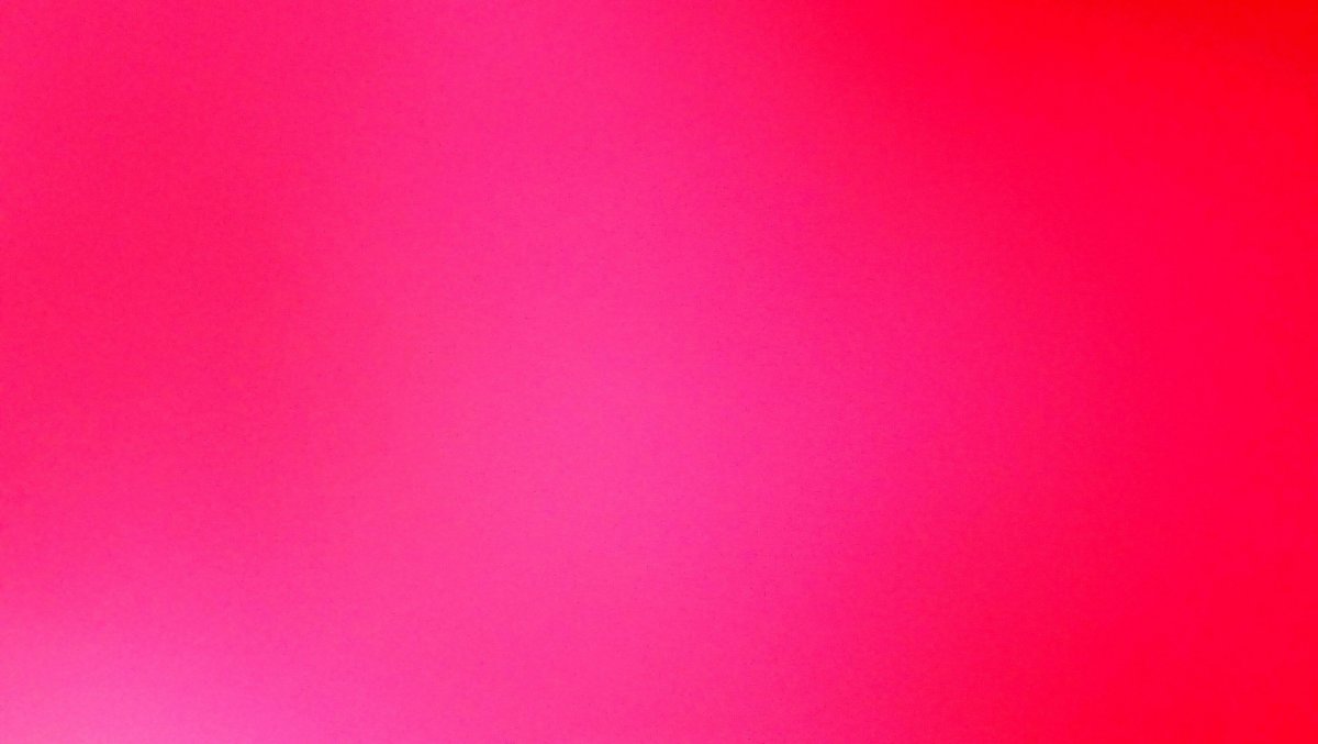 Ярко розовый фон