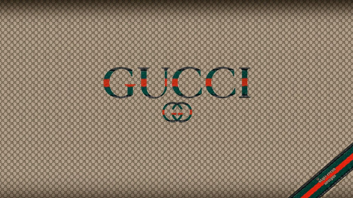 Gucci на чёрном фоне
