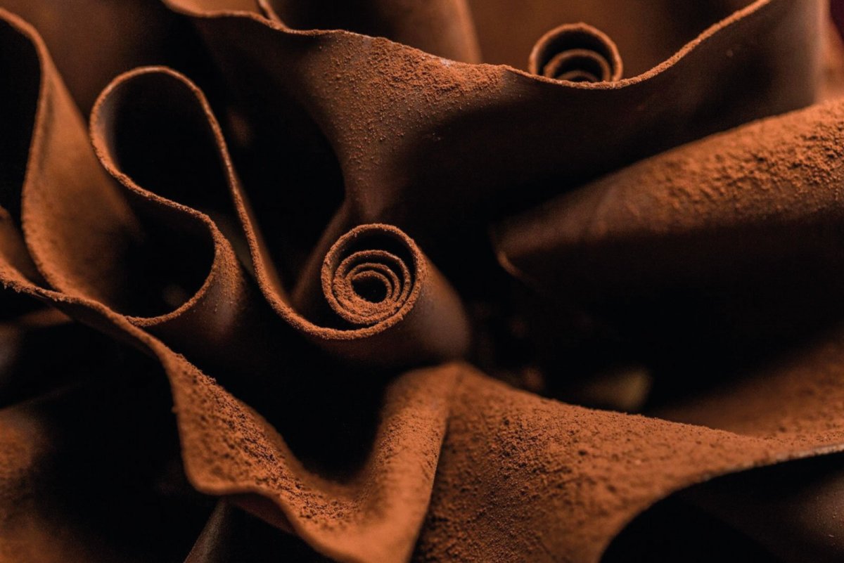 Бежево-коричневая абстракция