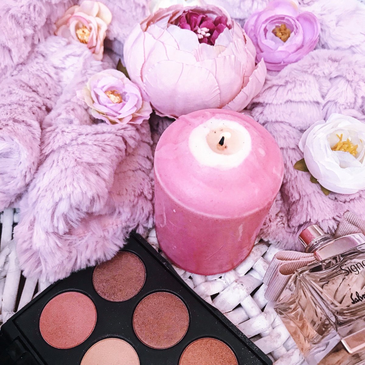 Пудровый фон