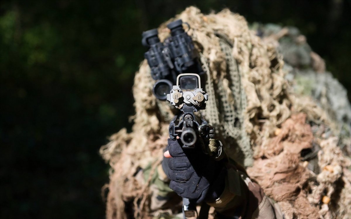 Снайпер заставка на телефон