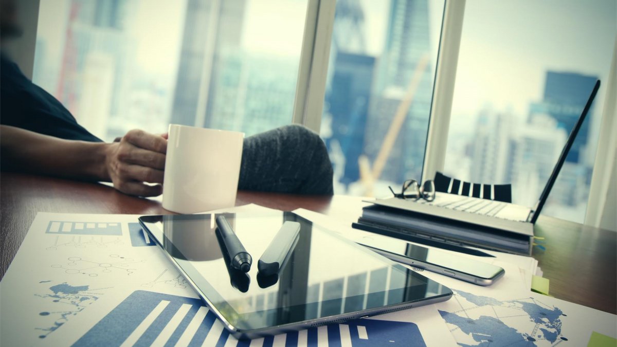 Письменный стол вид сверху