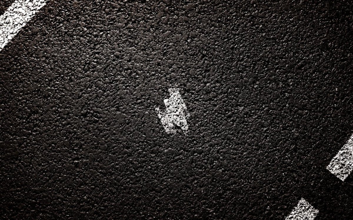 Асфальт после дождя