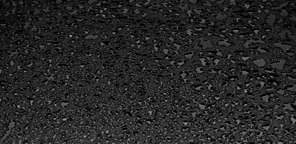 Темный асфальт