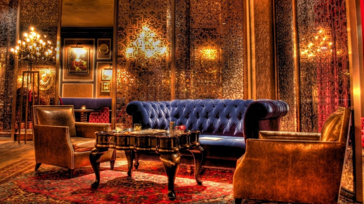 Интерьер дорого богато с золотом