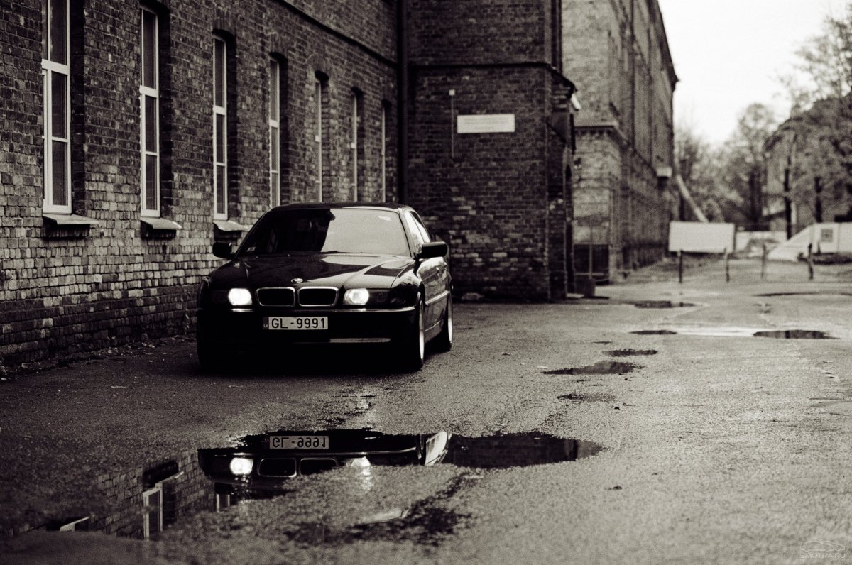 Обои на рабочий стол пацанские в капюшоне