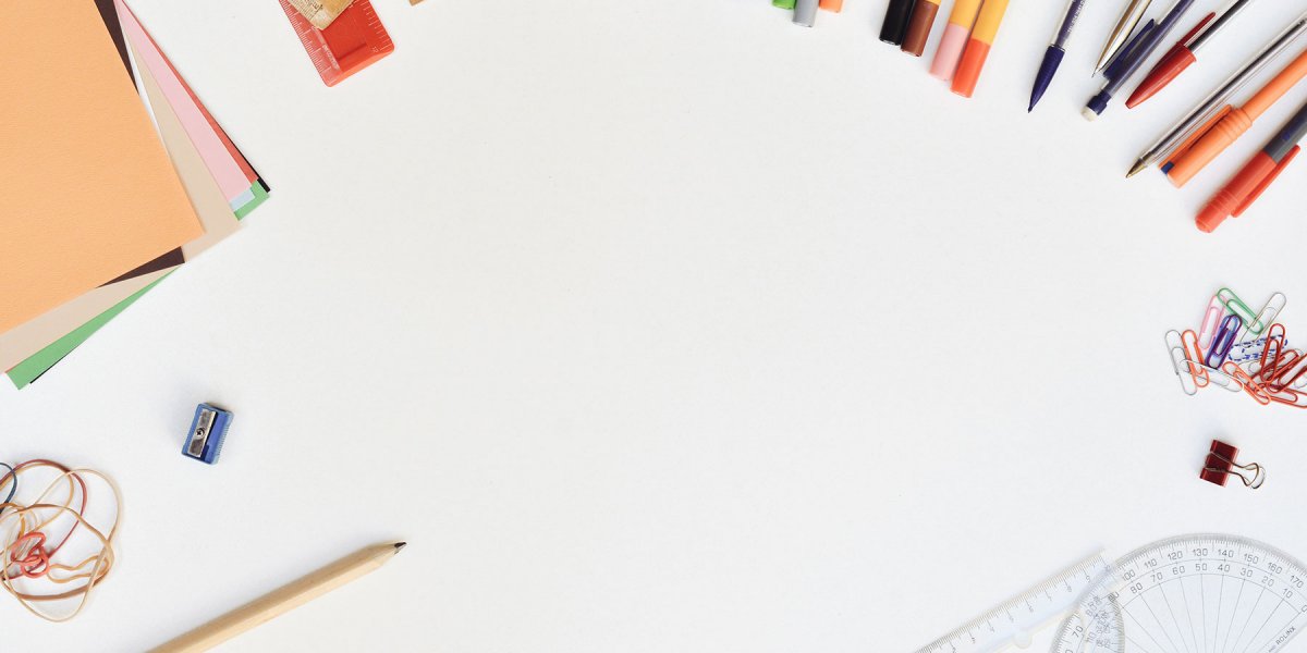 Блокнот на столе