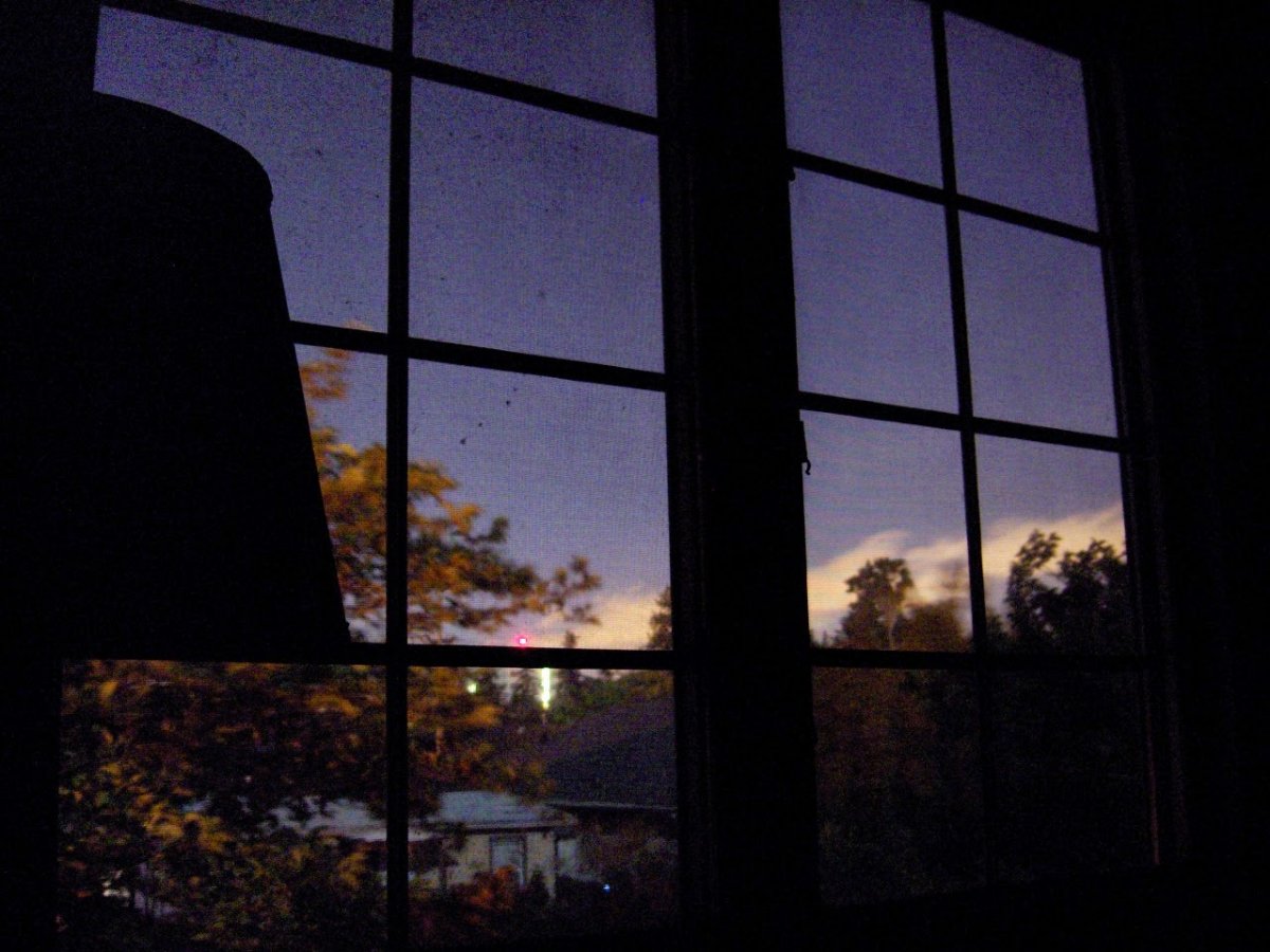 Фон окна ночью