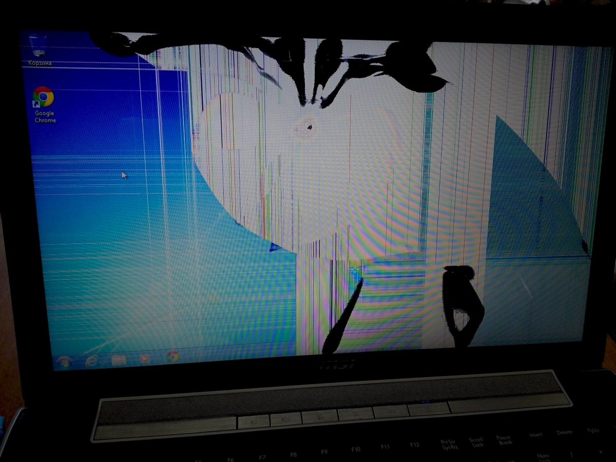 Сломанный экран