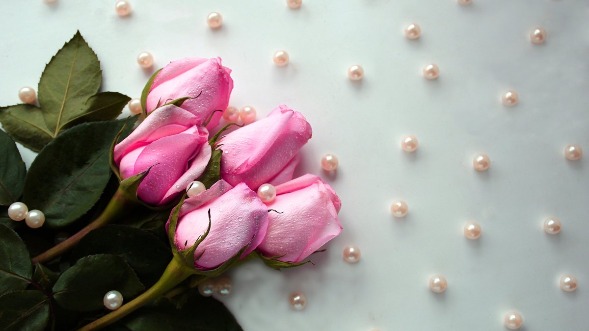 Цветы и жемчуг