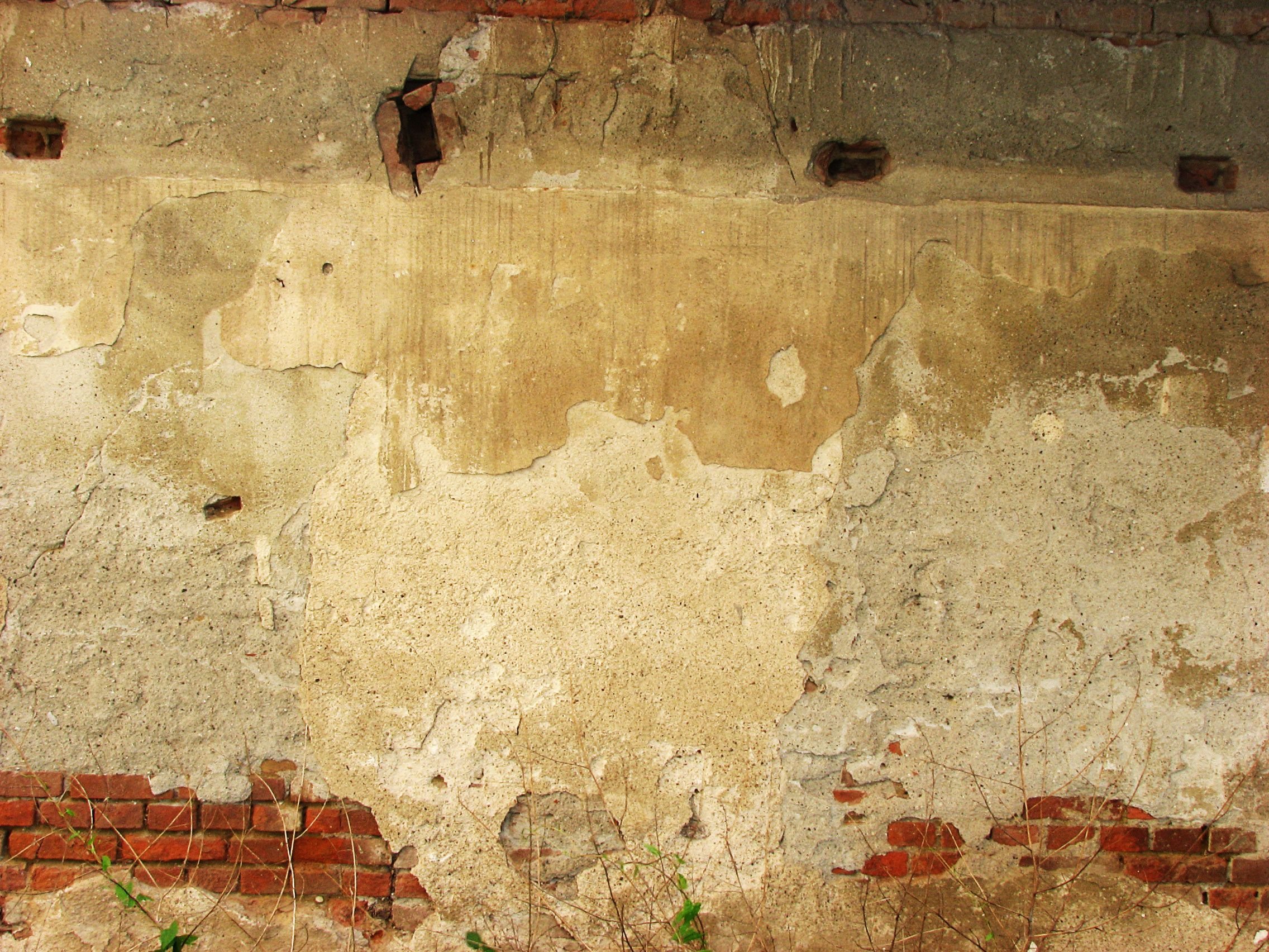 Обои под старую стену. Фактура старой стены. Старая стена текстура. Старинная стена. Обшарпанные стены.