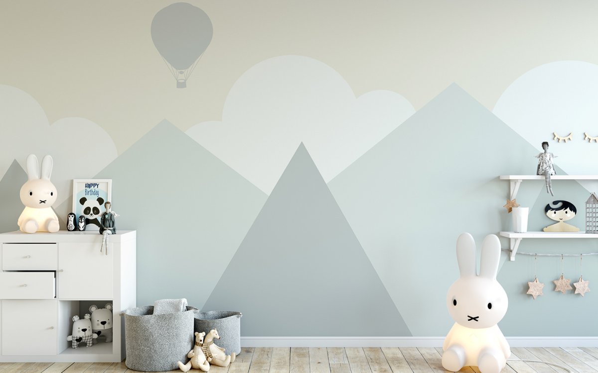 Горы на стене в детской