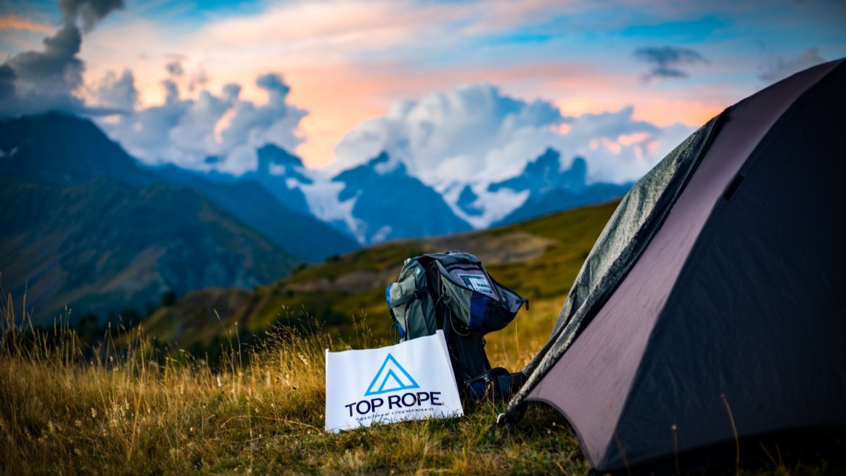 Палатка в горах